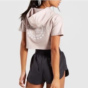 Gym Shark Legacy Cropped Hoodie in Taupe